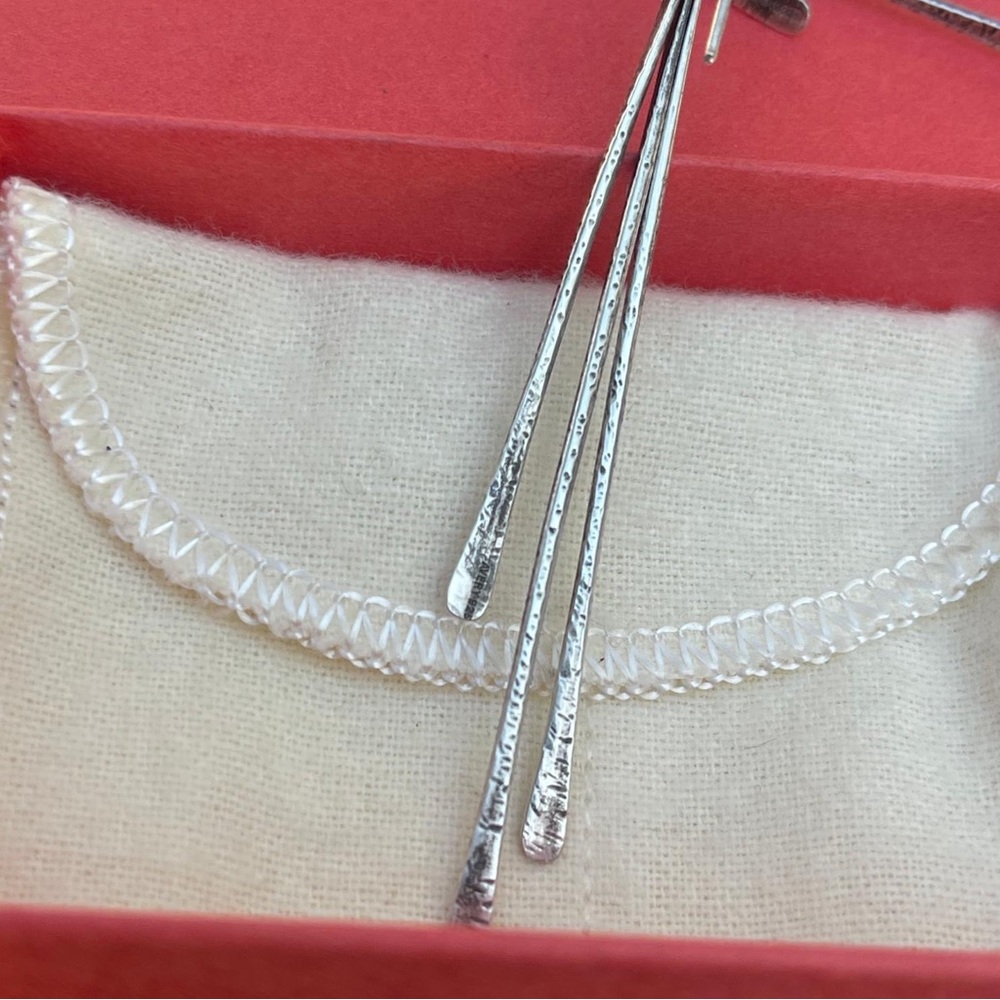 James Avery Hammered crescent dangle earrings - Picture 6 of 10